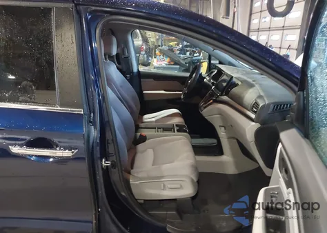 2019 Honda Odyssey Ex z USA, uszkodzony, nr VIN 5FNRL6H51KB126955